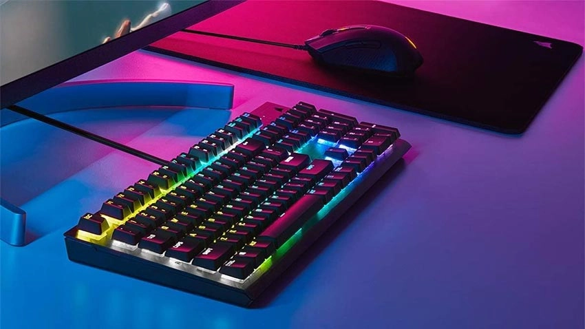 کیبورد گیمینگ کورسیر Corsair K60 RGB Pro Low Profile