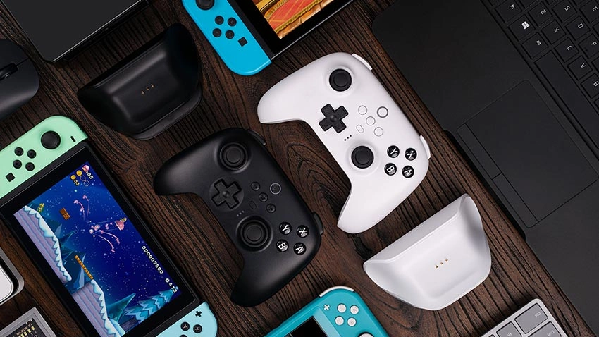 دسته بازی بی سیم ایت بیت دو 8BitDo Ultimate Wireless به همراه پایه شارژر - مشکی