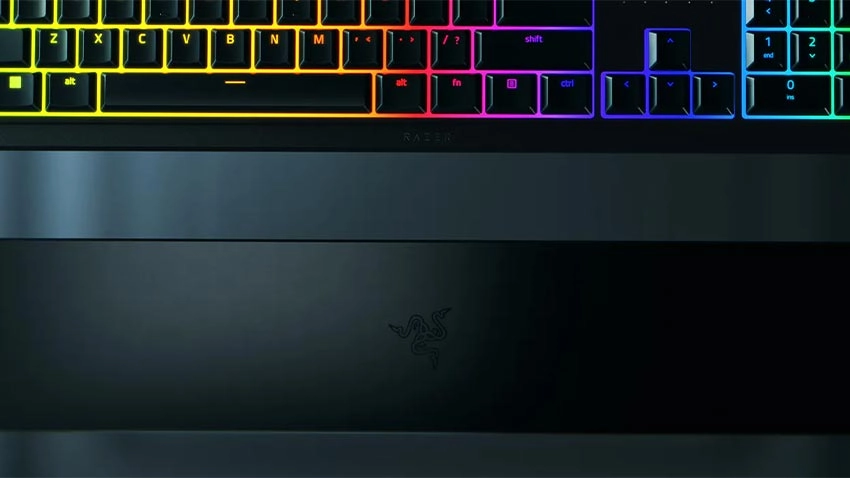 کیبورد گیمینگ ریزر Razer Ornata V3