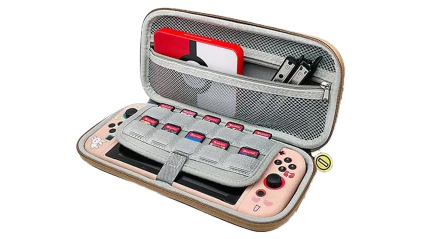 کیف حمل Takara Tomy Travel Case طرح Super Mario Mystery Box برای Nintendo Switch